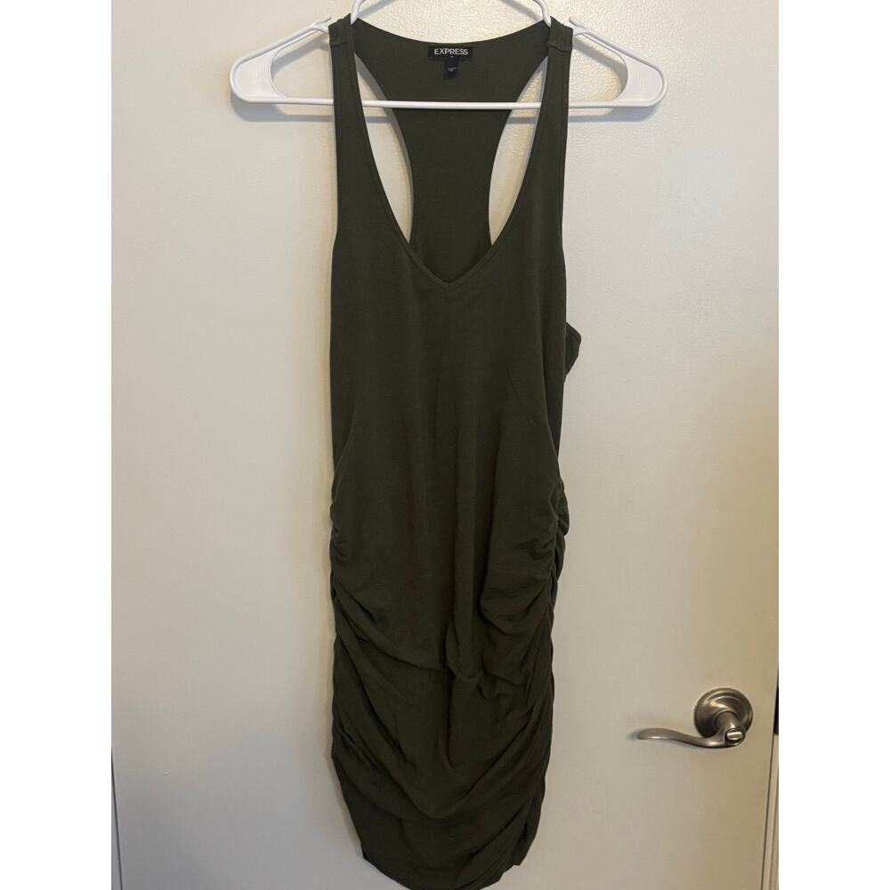 Express dress - Picture 2 of 3